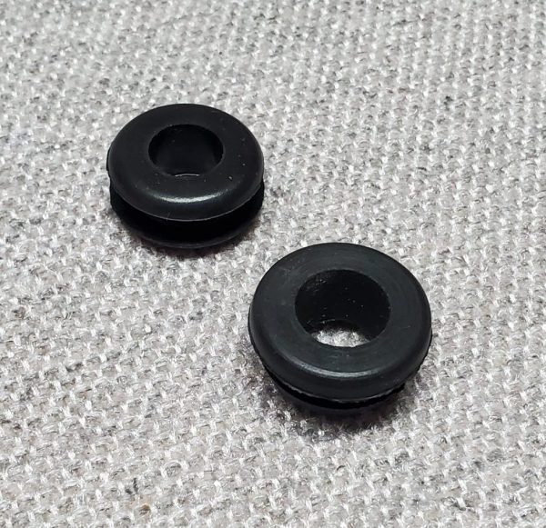 400 & 420 Grommets